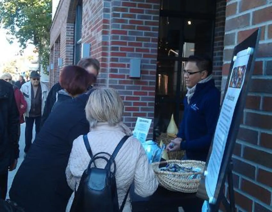 Rätselraten am Infostand des Parkhotel Stuttgart Messe-Airport