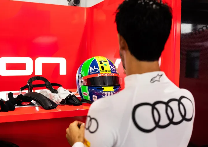 "Adapt or Die": Forcepoint und Formel-E-Star Lucas di Grassi starten Partnerschaft für mehr Mut zur Innovation Bild: "Adapt or Die": Forcepoint und Formel-E-Star Lucas di Grassi starten Partnerschaft für mehr Mut zur Innovation