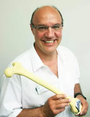 Bild: Wuppertaler Arzt wird Leitender Orthopäde am Klinikum Niederberg