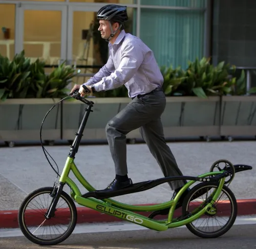 Bild: Weltweit erste Trainerlizenz für ElliptiGO Crossfitness-Training ElliptiGO Trainerlizenz-Lehrgänge