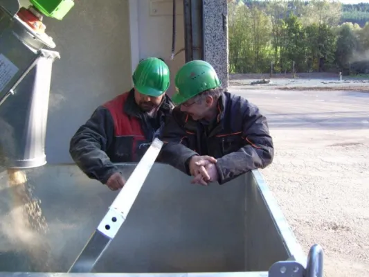 Bild: Erste Pellets in Mittenaar