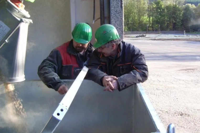 Bild: Erste Pellets in Mittenaar
