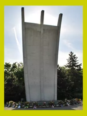 Barack Obamas Grundsatzrede auf dem Flughafen Berlin-Tempelhof Bild: Barack Obamas Grundsatzrede auf dem Flughafen Berlin-Tempelhof