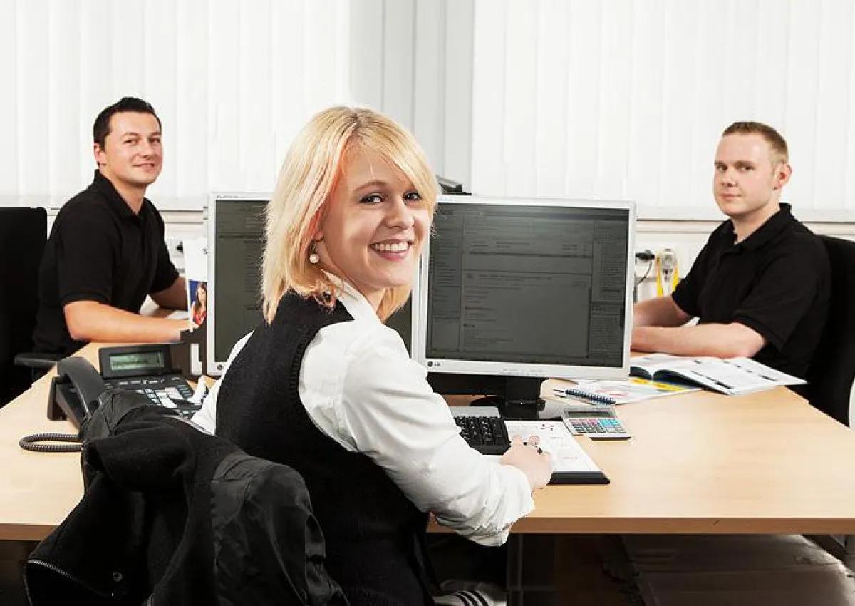 Mitarbeiter von autoteilemann.de