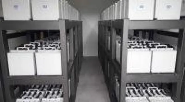 Bild: Brennstoffzellenfahrzeug oder Batteriefahrzeug