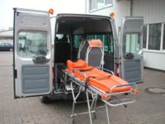Bild: Multifunktionsfahrzeug für Dortmunder Patientenfahrdienst