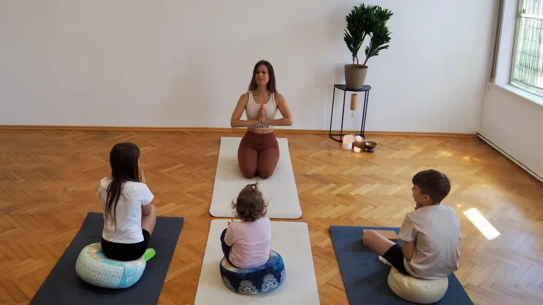 Slow & Strong – the turtle way: Kinderyoga im Alltag in Preding Bild: Slow & Strong – the turtle way: Kinderyoga im Alltag in Preding