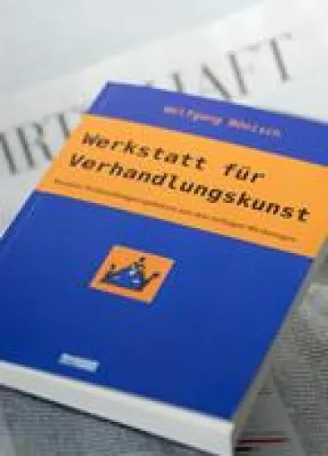 Neues Fachbuch hilft verhandeln - Effiziente Strategien für Mittelstand und Kleinunternehmen Bild: Neues Fachbuch hilft verhandeln - Effiziente Strategien für Mittelstand und Kleinunternehmen