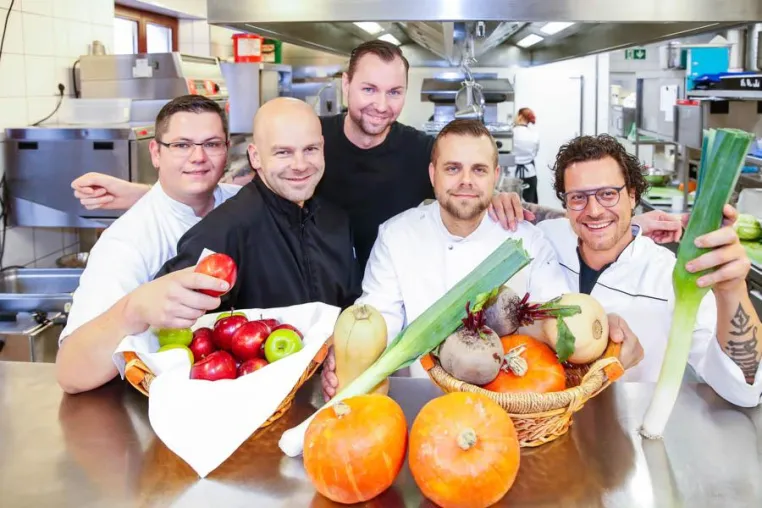 Bild: Kulinarisches Erntedankfest mit allen Dresdner Sterneköchen