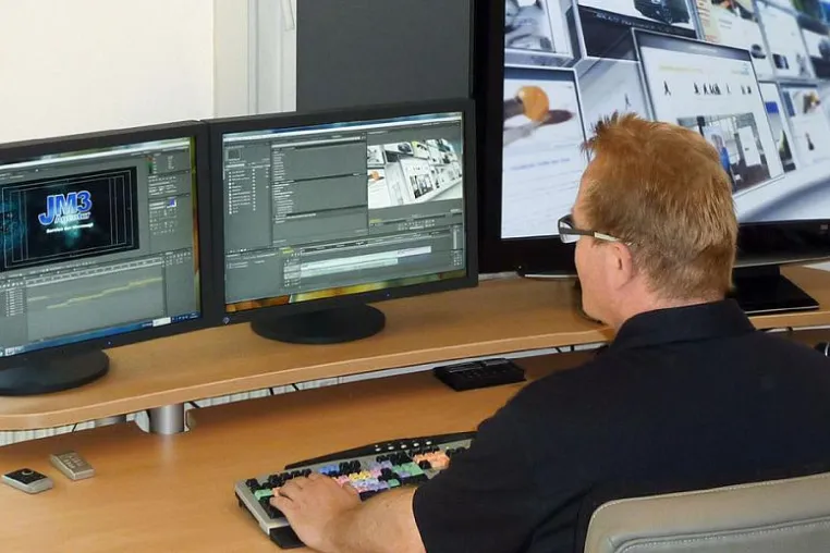 Bild: Live-Greenscreen und Kamerakran: Videoproduktion JM3 stellt sich mit neuester Filmtechnik noch breiter auf