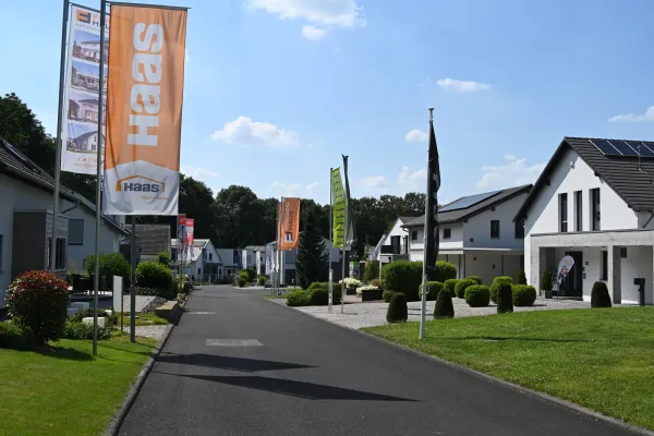 Bild: Tag der Musterhäuser in Bad Vilbel