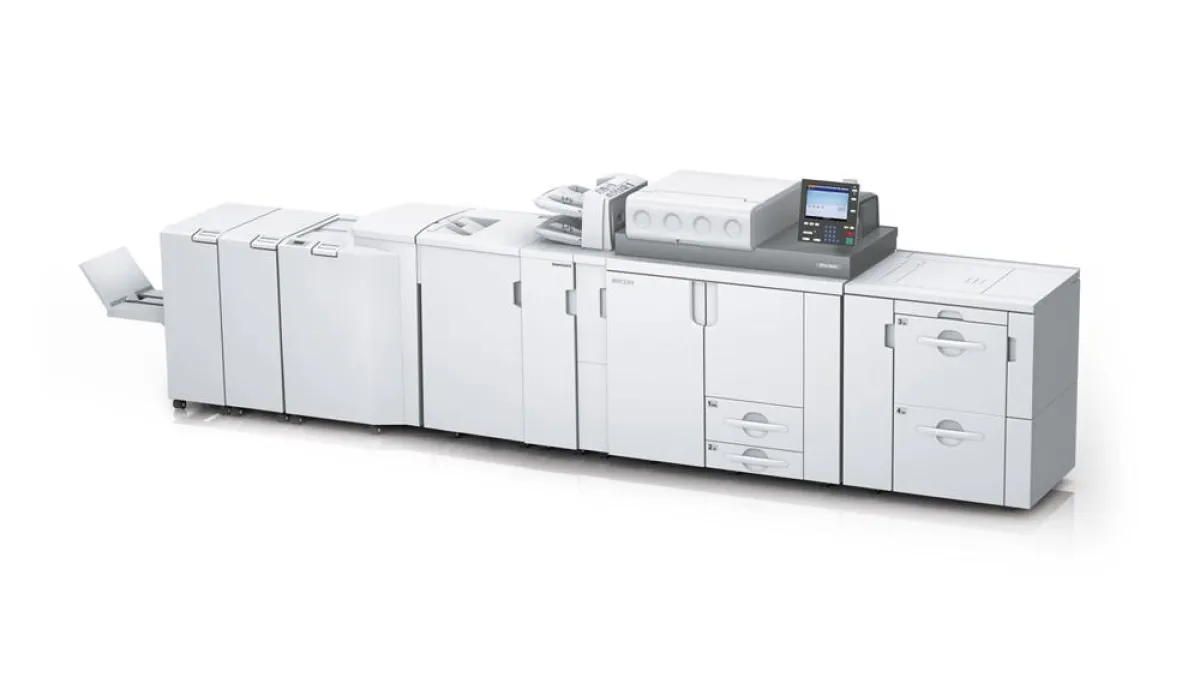 Das neue Farb-System Ricoh Pro C900 erfüllt höchste Produktivitäts- und Geschwindigkeitsansprüche im Produktionsdruck.