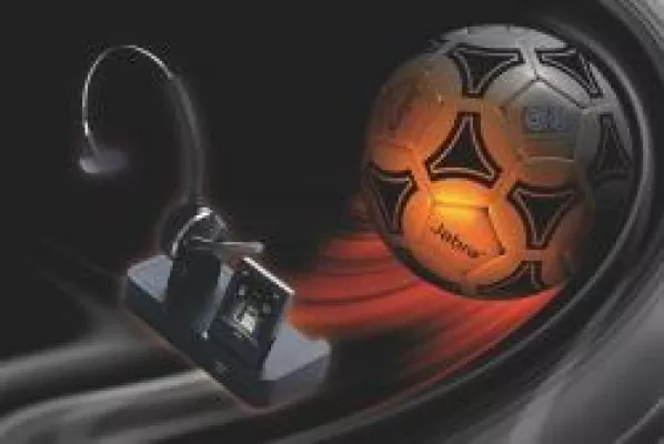 Bild: Fachhandel, Fachgespräch & Fußball: Jabra geht mit aetka auf Tour