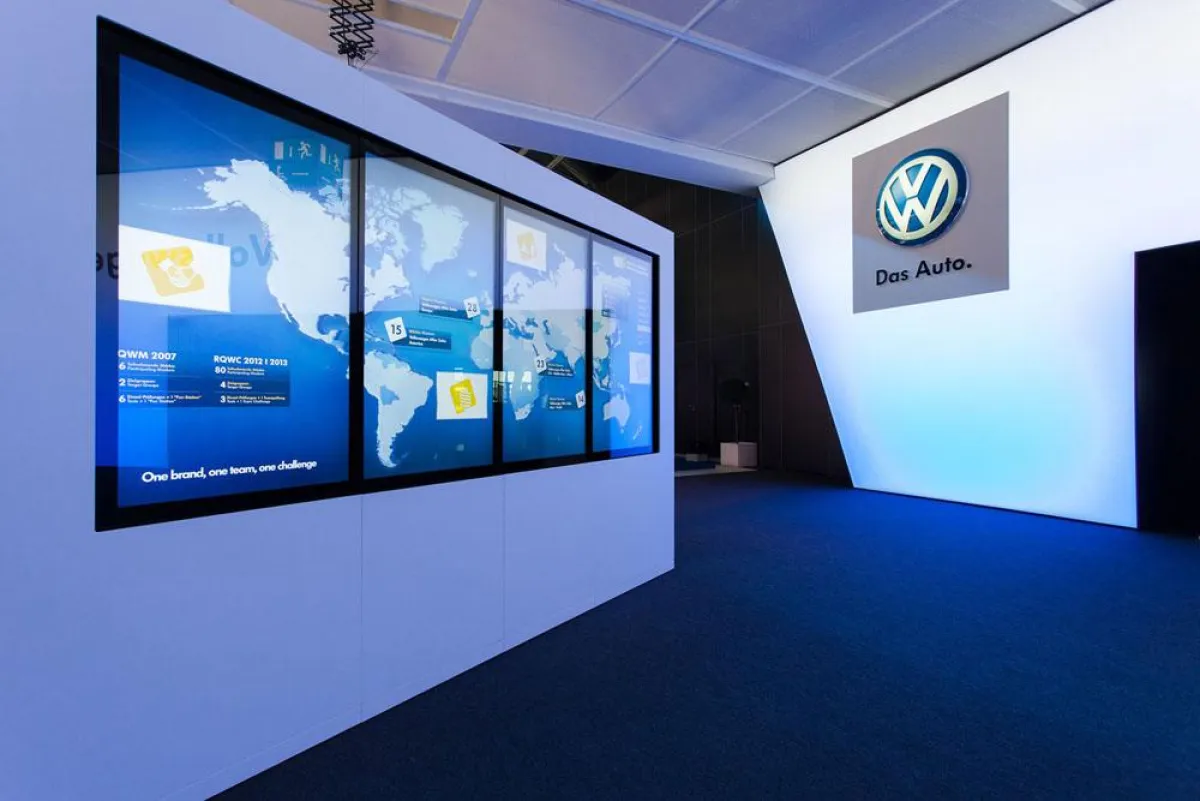 großer Touch Srceen entwickelt von extes GmbH