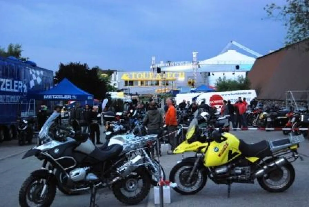 Beim Travel-Event 2010 verwandelte sich der Touratech-Firmensitz in Niedereschach in eine einzige Festmeile.