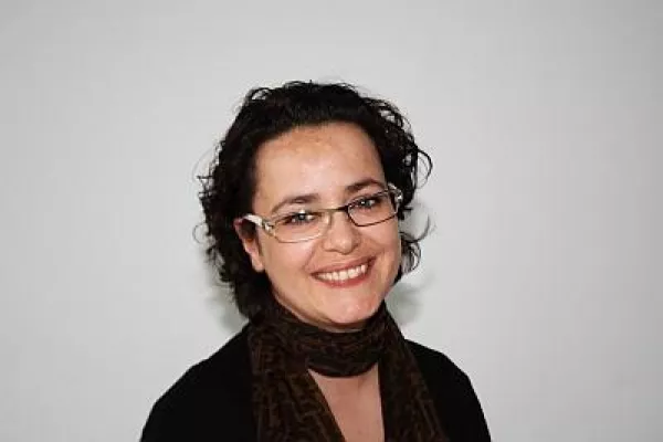 Alle relevanten Prozesse im Blick: Ann-Katrin Kuhlicke managt Zentrale Dienste bei SH business communications Bild: Alle relevanten Prozesse im Blick: Ann-Katrin Kuhlicke managt Zentrale Dienste bei SH business communications