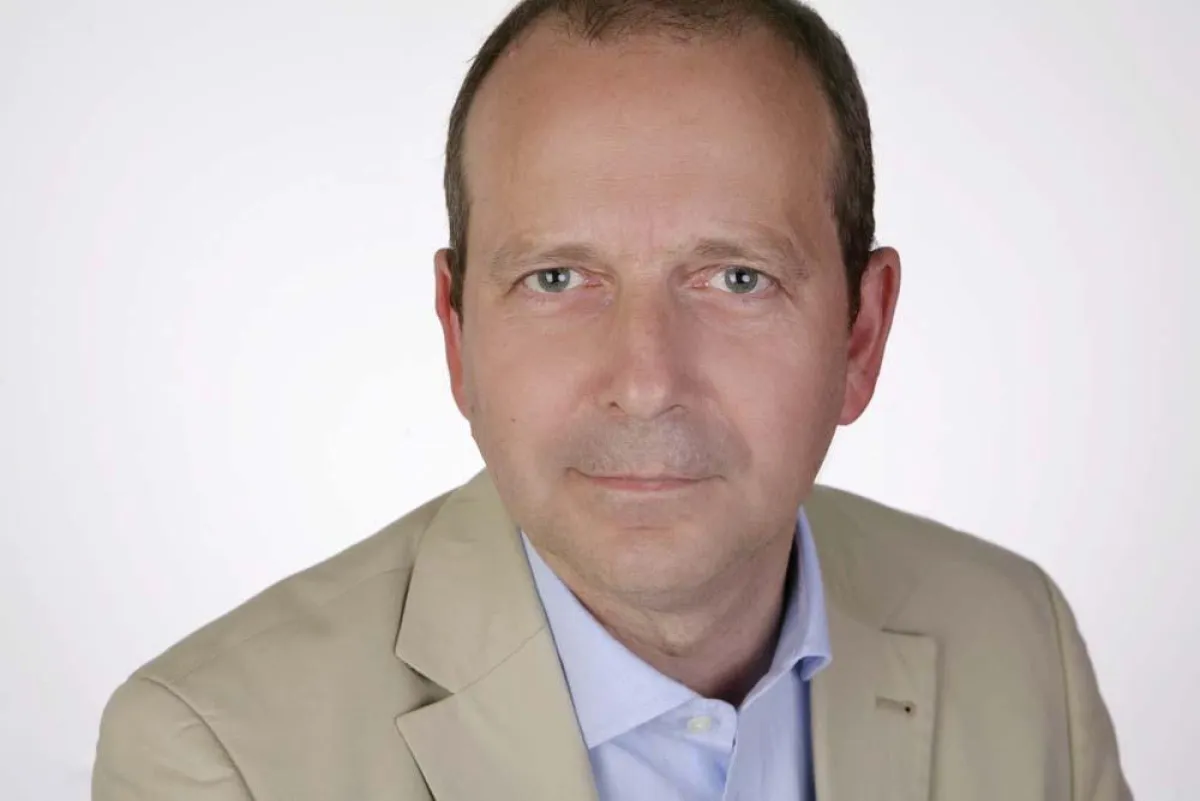 Dr. Udo Huberts, Chefarzt der Gefäßchirurgie am St. Josef Krankenhaus Haan und Leiter des Gefäßzentrums Kplus Haan