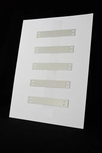 Bild: Schnäppchenpreise für Schild- und Kennzeichnungsmaterial