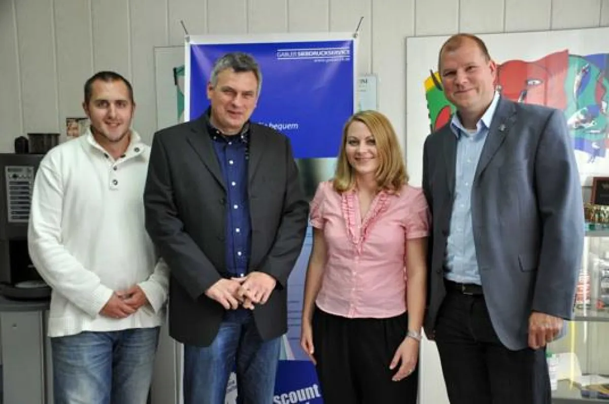 V.l.n.r.: Martin Gabler, Klaus Gabler, Daniela Scheidung und RGF-Repräsentant Thomas Meurers.