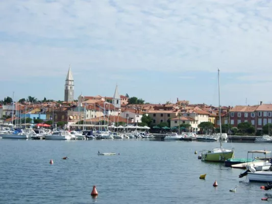 Wandern in Sloweniens Karst- und Küsten-Region Bild: Wandern in Sloweniens Karst- und Küsten-Region