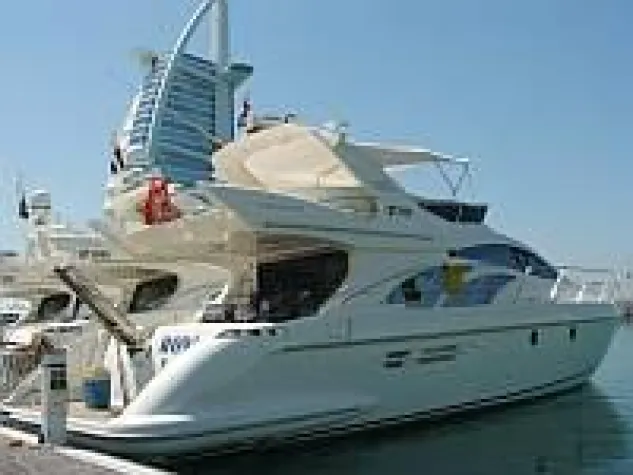 Bild: Cabriomo schließt Kooperation mit der YachtDestination AG