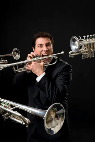 Trompeter Thomas Reiner bei Konzertagentur Becker unter Vertrag Bild: Trompeter Thomas Reiner bei Konzertagentur Becker unter Vertrag