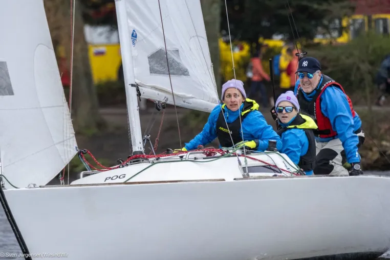 Deutsche Meister, Welt- und Europameister segeln auf der Außenalster den Meister der Meister aus Bild: Deutsche Meister, Welt- und Europameister segeln auf der Außenalster den Meister der Meister aus