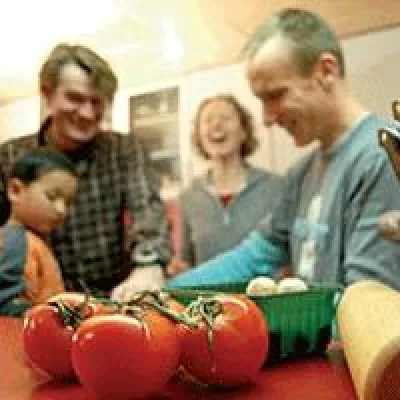 Bild: Kinder an den Herd – "Cool Cooking" macht die Küche zur Partyzone