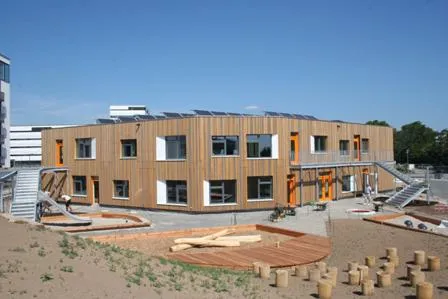 Bild: Heidelberg-Bahnstadt: Kindertagesstätte in Passivhausbauweise kurz vor Fertigstellung