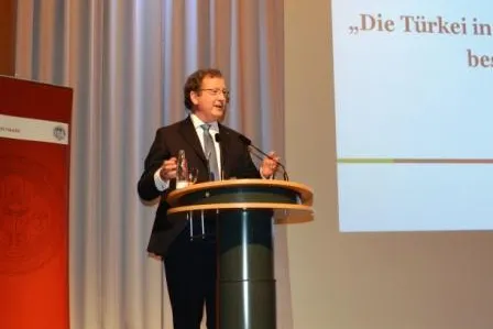 Bild: „Die Türkei in der EU: besser für beide“ – Präsident der TD-IHK spricht zu Vorteilen einer EU-Mitgliedschaft