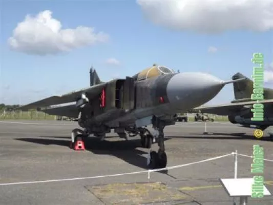 Bild: Besuch im Militärhistorischen Museum der Bundeswehr - Flugplatz Berlin-Gatow