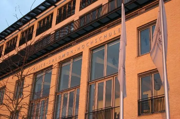 Bild: Tag der offenen Tür am 3. Juli 2009 an der Alice Salomon Hochschule Berlin von 12 – 18 Uhr