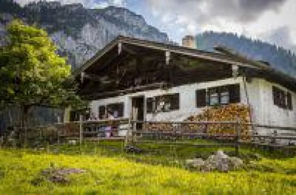 "Wandern mit Mehrwert" zwischen Chiemsee und bayerischen Alpen Bild: "Wandern mit Mehrwert" zwischen Chiemsee und bayerischen Alpen