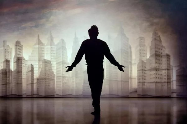 Bild: Das Royal Ballet zeigt "Bernstein Celebration" zur Feier des 100. Geburtstags Leonard Bernsteins
