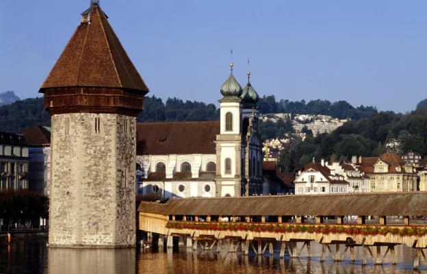 Bild: Urlaub auf Schweizer Art: Luzern ist Ausgangspunkt für erlebnisreiche Aktivitäten zwischen See und Bergen