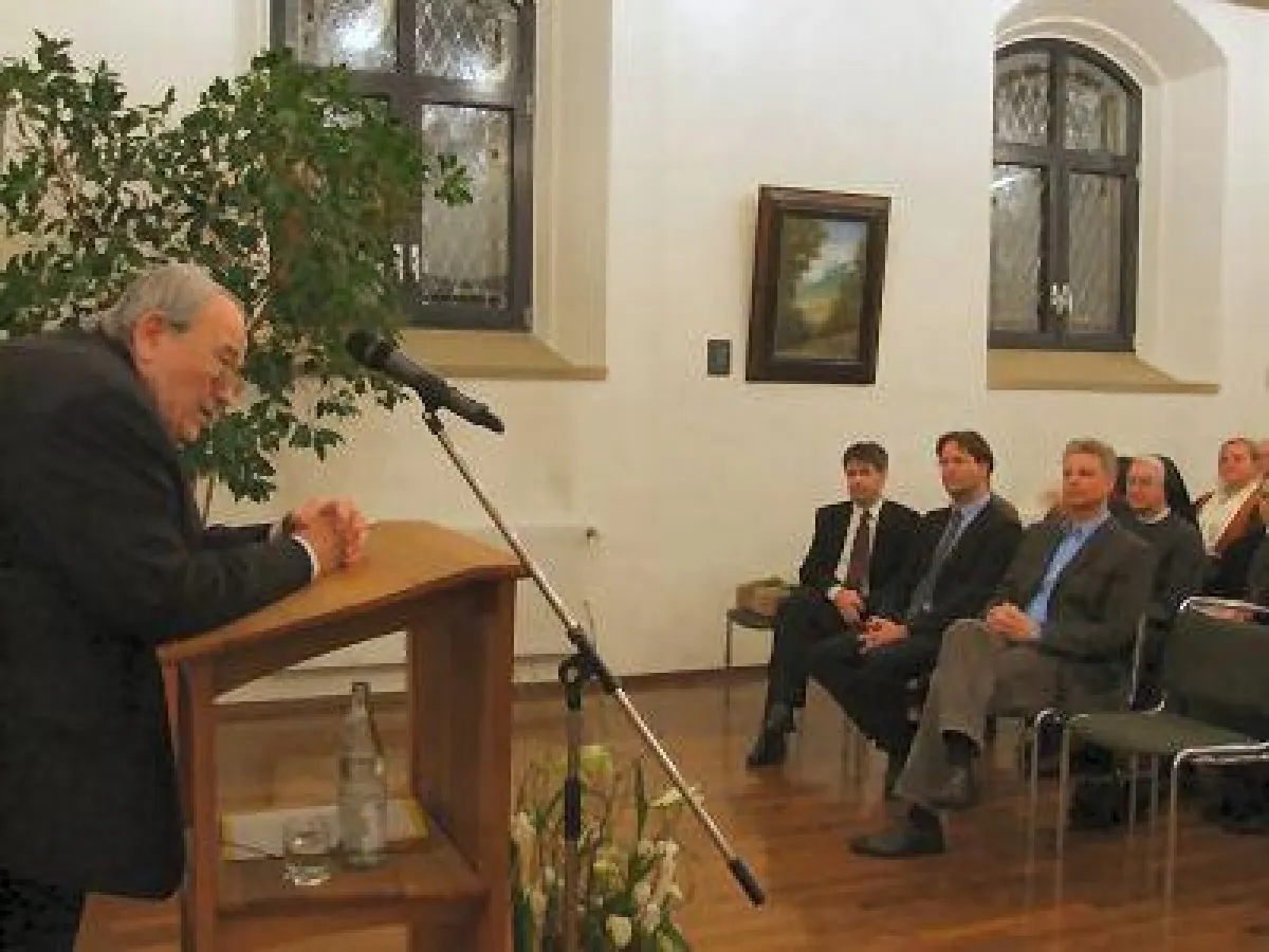 Rund 70 Zuhörer verfolgten im Liebenauer Schloss den Vortrag von Prof. Dr. Wolfgang Marcus