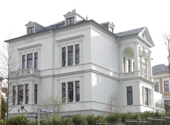 Bild: DIN-zertifizierte einbruchhemmende Fenster der Widerstandsklasse 5