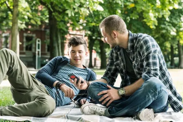 Haushaltsbuch-App mit neuen Funktionen: Kostenloser „Finanzchecker“ merkt sich verliehene Sachen Bild: Haushaltsbuch-App mit neuen Funktionen: Kostenloser „Finanzchecker“ merkt sich verliehene Sachen