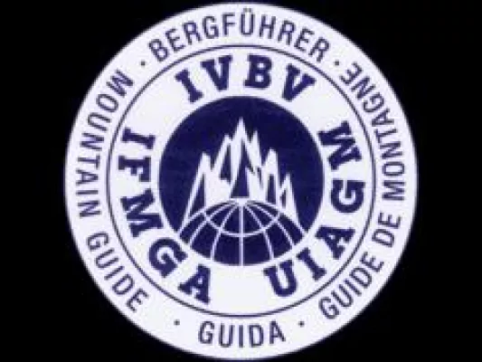 Internationaler Bergsteiger-Trainingsstützpunkt eröffnet Bild: Internationaler Bergsteiger-Trainingsstützpunkt eröffnet