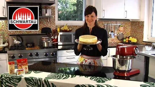 WebTV-Backserie für Schwartau mit Cynthia Barcomi, realisiert von mmpro. Bild: WebTV-Backserie für Schwartau mit Cynthia Barcomi, realisiert von mmpro.