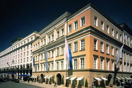 Bild: Bayerischer Hof München – Jurybesuch des World Hotel Award
