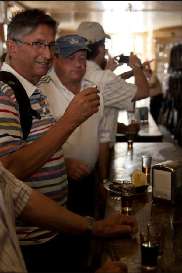 Weinprobe und Tapasgenuss