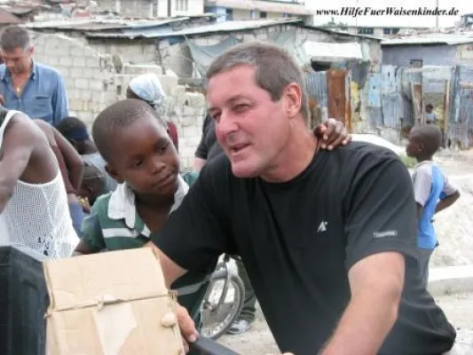 Bild: Kinderhilfswerk hilft Überschwemmungsopfern in Haiti