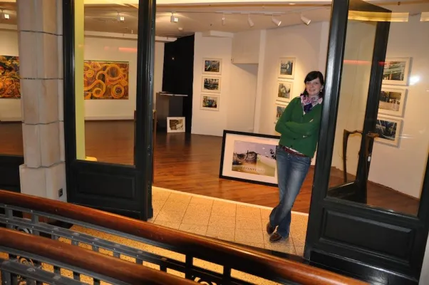 Bild: Vom Hörsaal ins Levantehaus Hamburg: Junge Künstlerin Corinna Laumeyer zeigt ihre Werke