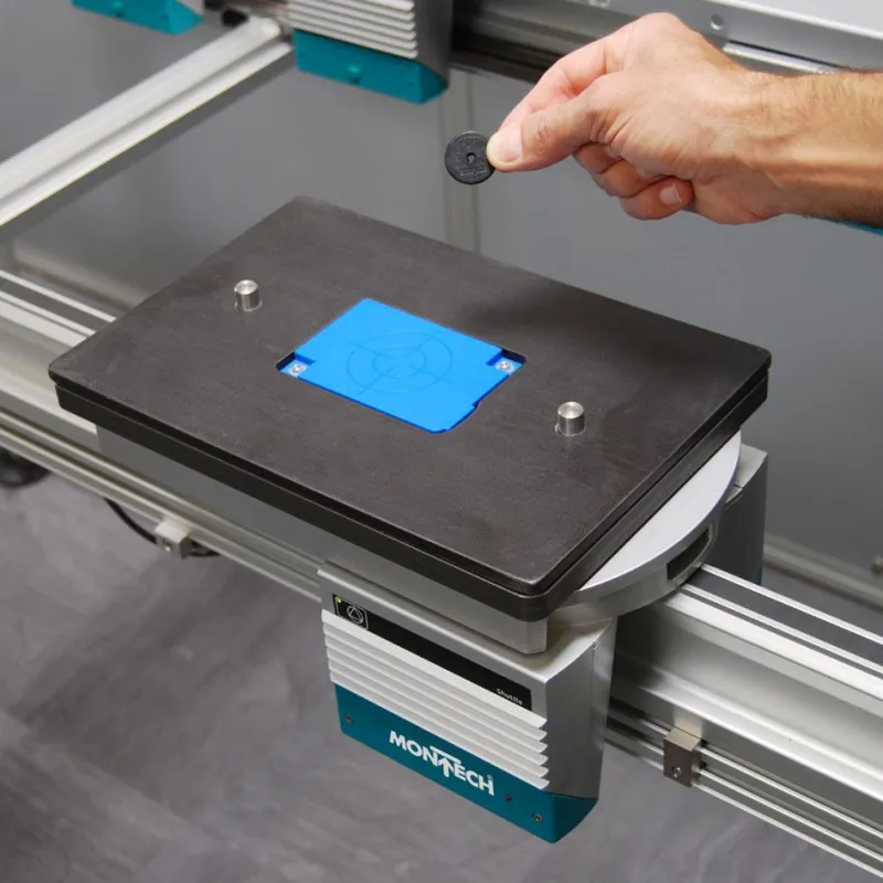 In dem RFID-Shuttle ist die Leseschreibeinheit integriert