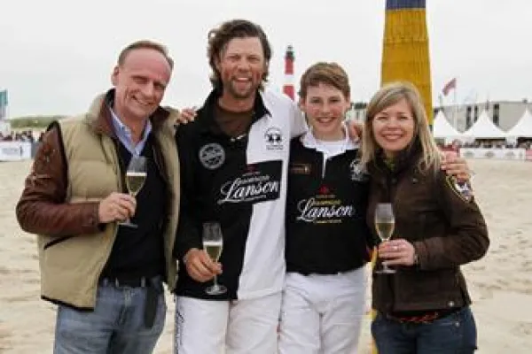 Bild: Lanson ist treuer Unterstützer des deutschen Polosports - 14 Turniere in 2010