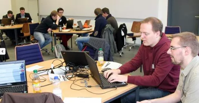 Bild: Global Day of Coderetreat 2014 in Osnabrück – eine Kooperation der LMIS AG und der HS Osnabrück.