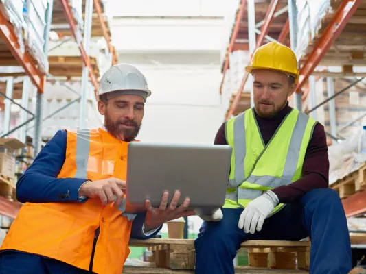 Safety First - An die Lagerinspektion denken! Lagerregale sicher prüfen Bild: Safety First - An die Lagerinspektion denken! Lagerregale sicher prüfen