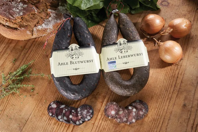 Zwischen 18:00 und 19:00 Uhr ist es Zeit für Abendbrot Bild: Zwischen 18:00 und 19:00 Uhr ist es Zeit für Abendbrot