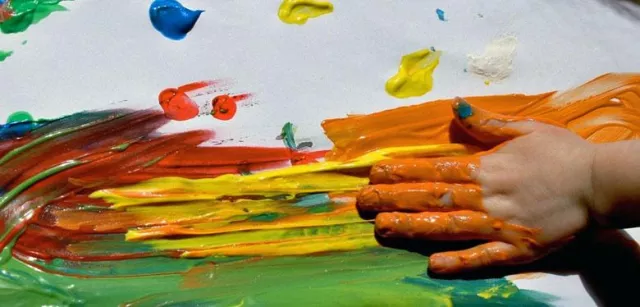 Bild: Richtfest der WABE-Kindertagesstätte „FARBENSPIEL – Jede Menge mehr als Malen“ in Hamburg-Heimfeld